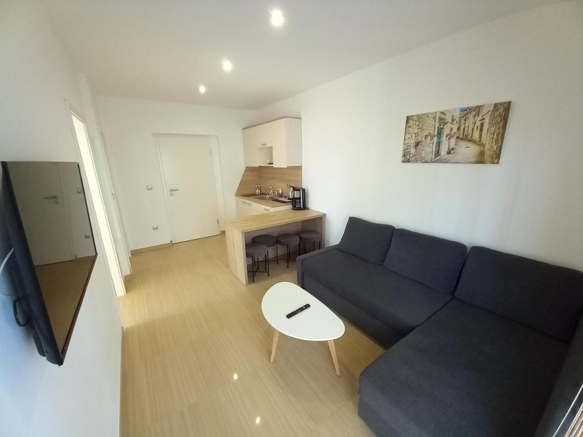 Apartmani Tropical Βόντιτσε Εξωτερικό φωτογραφία