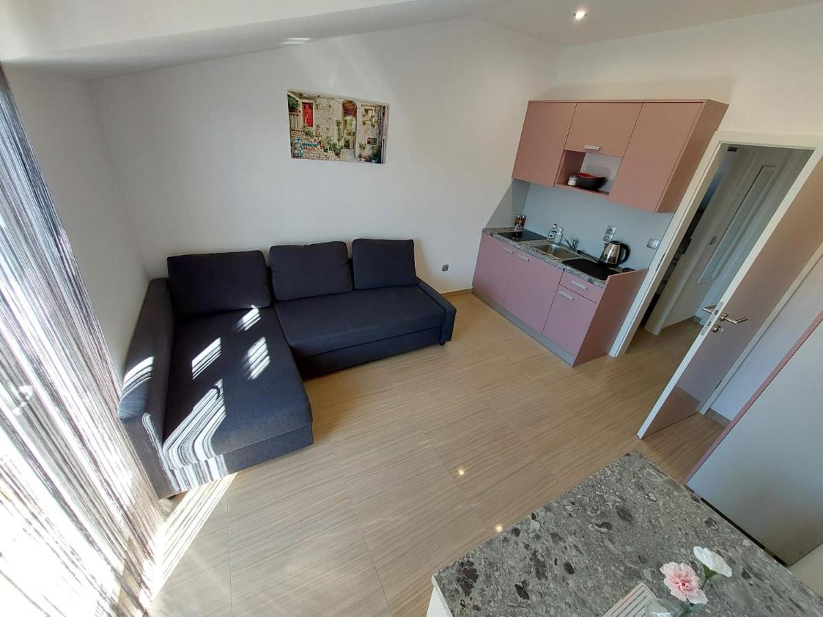 Apartmani Tropical Βόντιτσε Εξωτερικό φωτογραφία