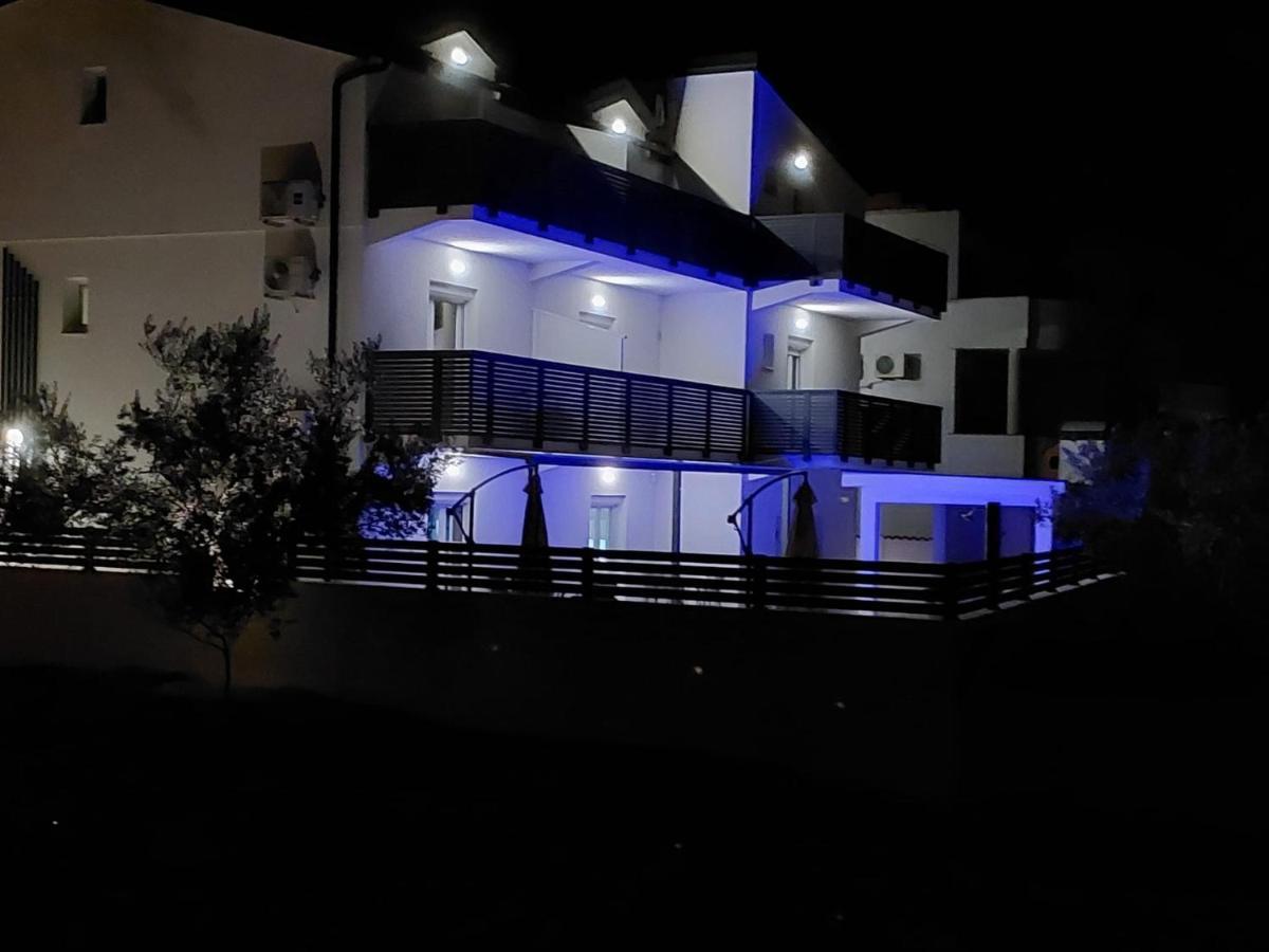 Apartmani Tropical Βόντιτσε Εξωτερικό φωτογραφία