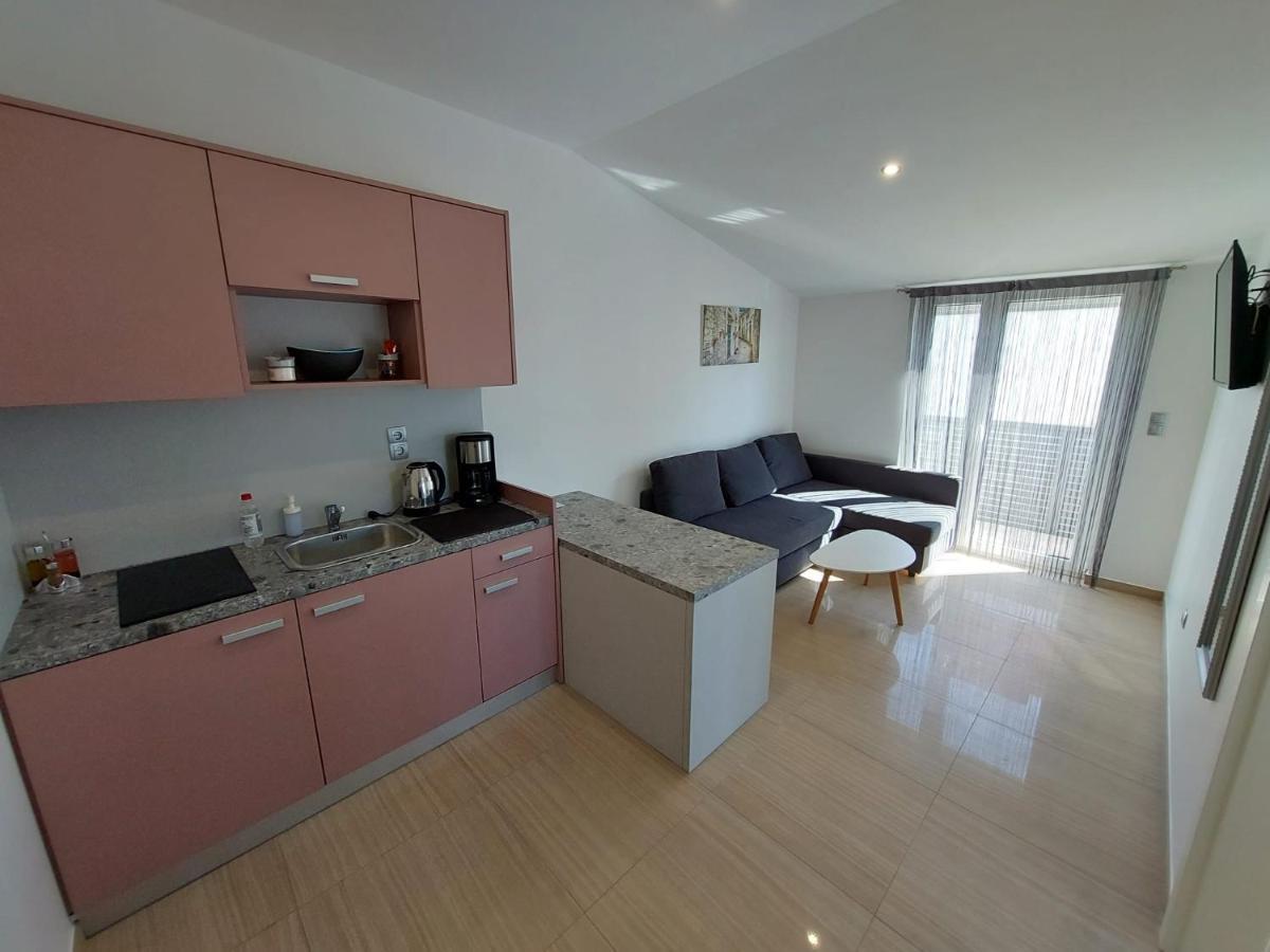 Apartmani Tropical Βόντιτσε Εξωτερικό φωτογραφία