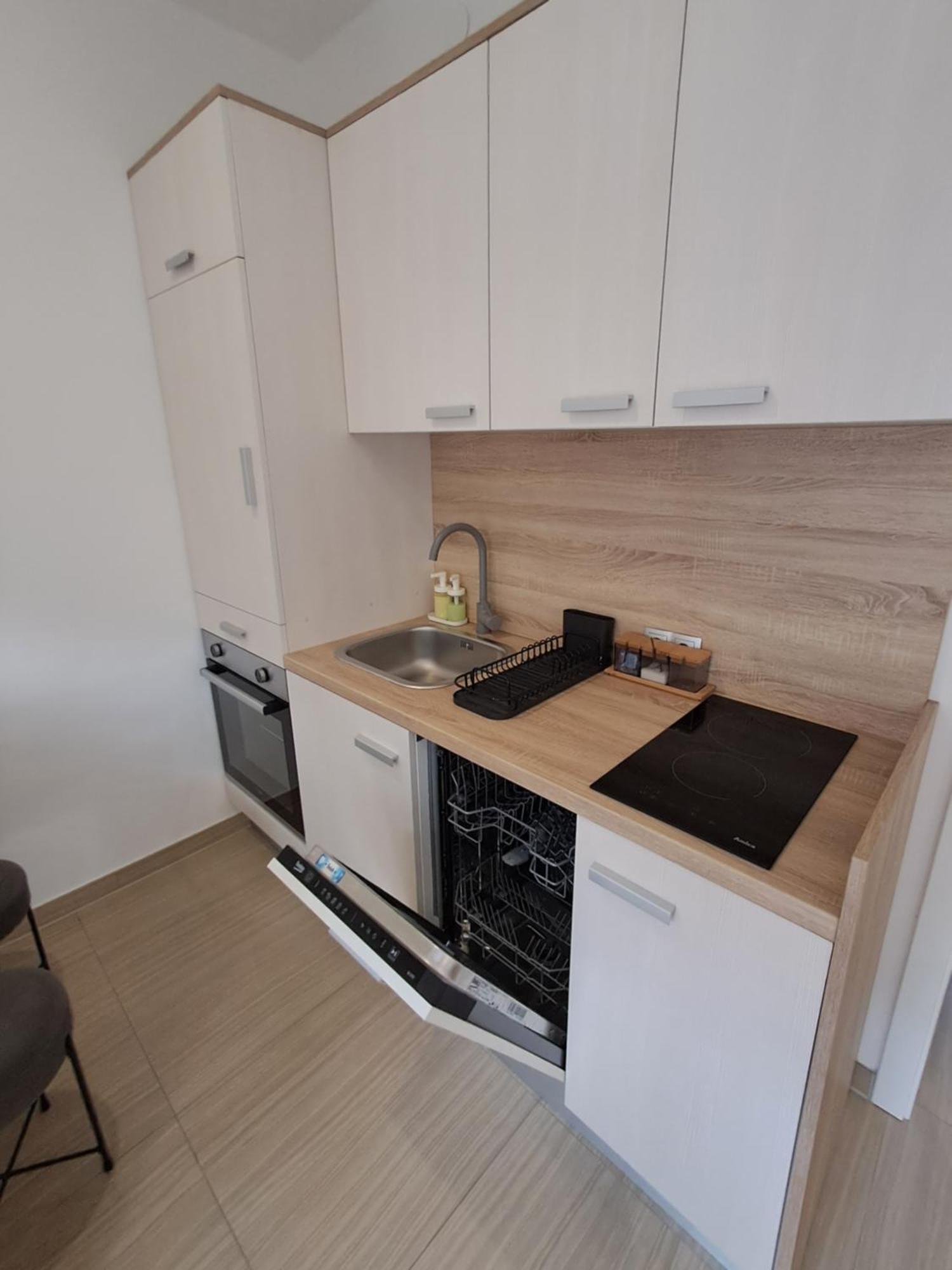 Apartmani Tropical Βόντιτσε Εξωτερικό φωτογραφία